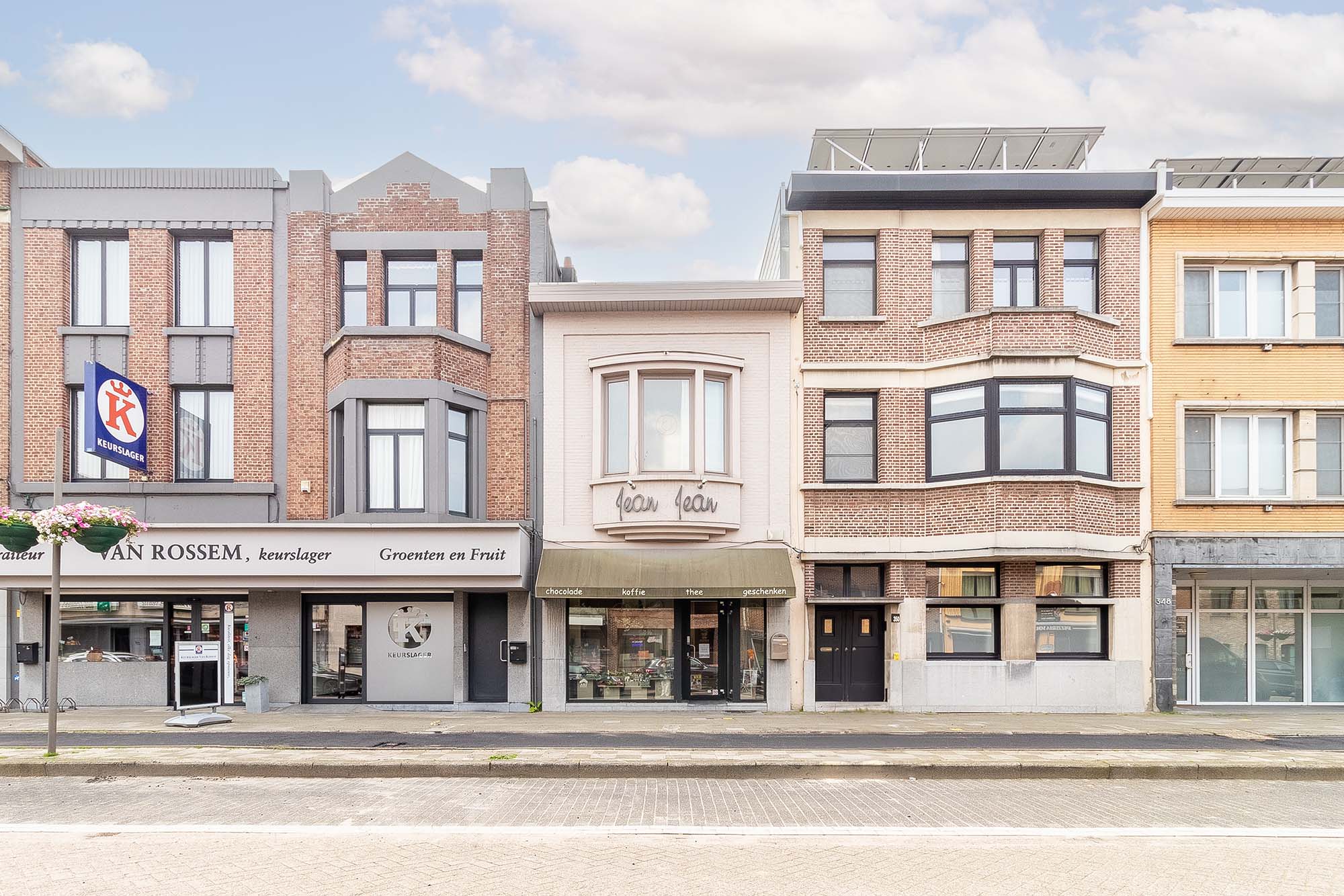 Commercial for rent in Wilrijk with 2 bedrooms - photo 1