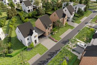 <strong>WONING LOT 18 IN WOONPROJECT PAULINA PARK TE LANKLAAR.</strong><br /><br /><strong>KENMERKEN WONING</strong><br /><span>- 3 Slaapkamers.</span><br /><span>- Oppervlakte woning: 144m².</span><br /><span><span>- Grondoppervlakte perceel: 4a31ca.<br /></span></span>
<p><strong>BEZOEK ONZE MODELWONING </strong><br />Ontdekken hoe het echt voelt om te wonen in Paulina Park? Maak nu een afspraak en kom onze modelwoning ontdekken.<br /><br /><strong>ALGEMEEN<br /></strong>In het verlengde van de Dr. Lenstralaan in Lanklaar, Dilsen-Stokkem, in de richting van de Zuid-Willemsvaart, is het uitzonderlijke woonproject <strong>Paulina Park </strong>in volle ontwikkeling. Dit project omvat <strong>29 karaktervolle open bebouwde woningen</strong> met tuin, smaakvol geïntegreerd in de groene omgeving aan het water.<br /><br /><strong>HARMONIEUS WONEN<br /></strong>Elke woning is voorzien van duurzame materialen die harmonieus aansluiten bij de omgeving. Bovendien is iedere woning uitgerust met <strong>vloerverwarming, warmtepomp, zonnepanelen en ventilatiesysteem D</strong>, zodat u gewapend bent voor een zorgeloze en energiezuinige toekomst!<br /><br /><strong>AFWERKING & MATERIALEN<br /></strong>Voor de <strong>afwerking worden ruime budgetten </strong>voorzien. Alle wooneenheden worden standaard <strong>hoogwaardig afgewerkt </strong>met <strong>duurzame en moderne materialen en technieken</strong>. We denken graag met u mee om de woning helemaal naar uw smaak en persoonlijkheid af te werken. Op basis van onze ervaring slagen we er steeds opnieuw in om een <strong>unieke en exclusieve uitstraling</strong> te geven naargelang uw wensen.<br /><br /><strong>LIGGING<br /></strong>Omringd door weelderig groen, biedt deze locatie vlakbij het Nationaal Park Hoge Kempen een idyllische leefomgeving. Ingesloten tussen de bosrand en het water van de Zuid-Willemsvaart creëert Paulina Park de perfecte balans tussen groen, water en comfort, met alles wat u nodig hebt binnen handbereik.<br /><br />Op slechts 5 minuten afstand bevinden we ons in het stadscentrum van Dilsen-Stokkem en met de oprit van de E314 op slechts 10 minuten afstand, geniet u van een vlotte verbinding met nabijgelegen steden (Genk, Maasmechelen, Hasselt,...).<br /><br /><strong>PRIJZEN<br /></strong>De vermelde prijzen zijn exclusief BTW op de constructie/infra-wegenis, verkooprechten op de grond, aktekosten, ereloon notaris, opzoekingskosten, aandeel verkavelingsakte en kosten aandeel nutsvoorzieningen. Contacteer ons voor een kostenraming.<br /><br />Bekijkt u deze advertentie via een aanverwante vastgoedsite, surf dan zeker naar onze website <strong>www.N78vastgoed.be </strong>voor een uitgebreide beschrijving en foto's. Meer informatie: <strong>+32 (0)89 86 18 88 </strong>of<strong> info@N78vastgoed.be</strong>.</p>