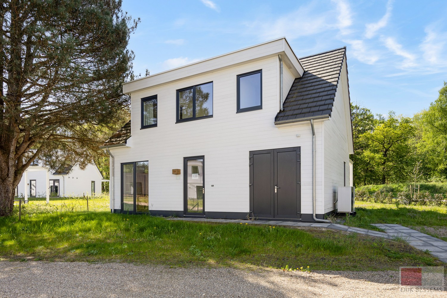 Ruime vakantiewoning (model Narvik) met een woonoppervlakte van ca. 128m² te Zutendaal - woning 120 - photo 1