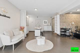 Commercial for sale in Denderleeuw