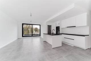 Appartement moderne et économe en énergie avec terrasse spacieuse à HemiksemDécouvrez cet appartement confortable aux finitions élégantes, situé dans...