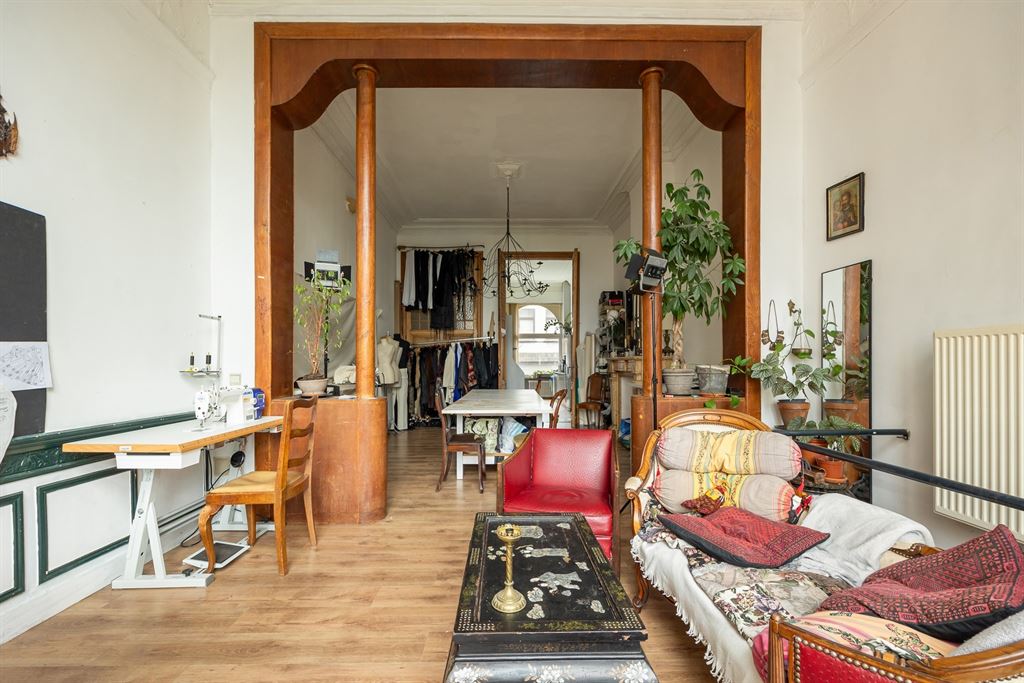 Uitzonderlijk ruime, statige herenwoning - foto 3