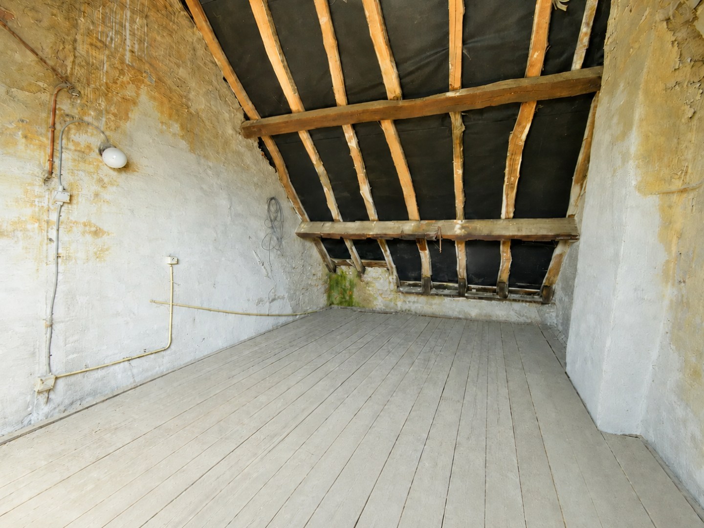 Woning met renovatiepotentieel in het hart van Ruddervoorde! - foto 5