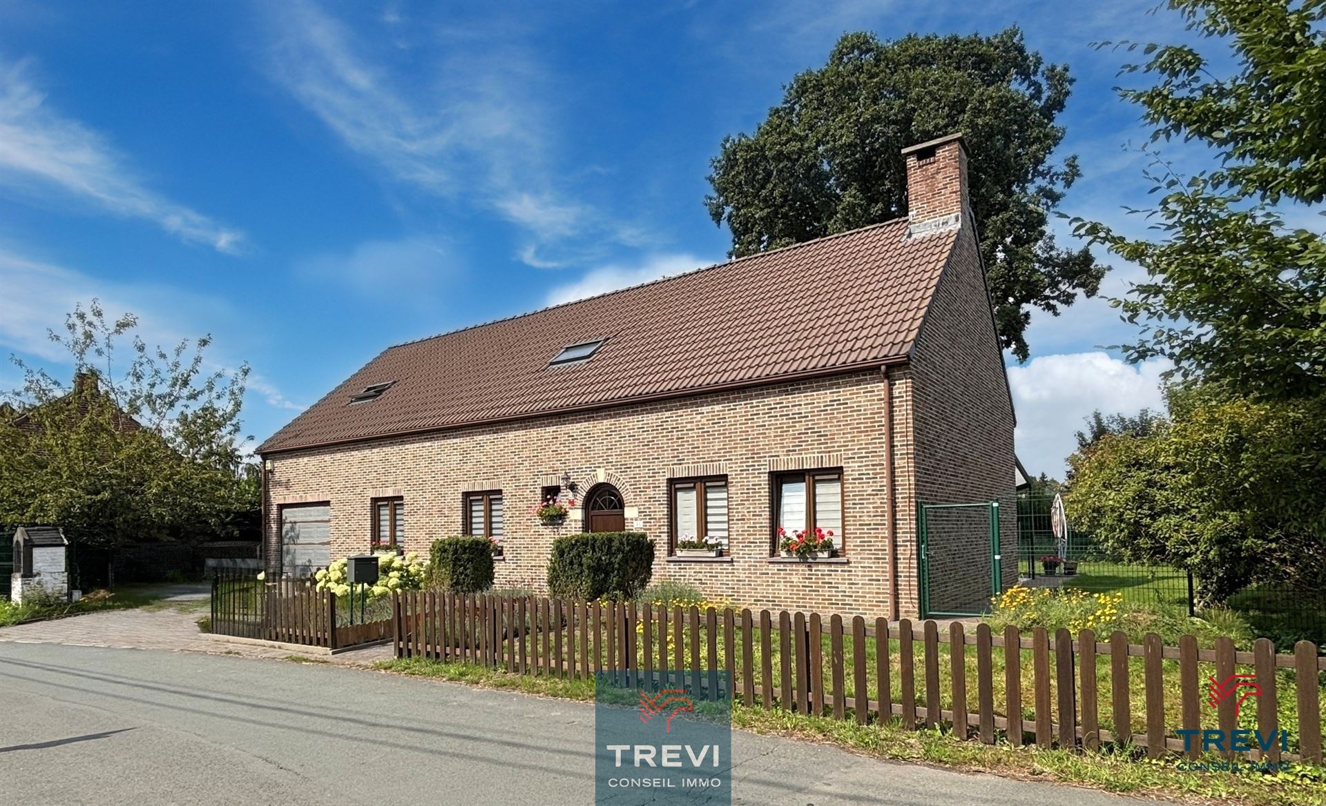 Huis te koop in Saintes met 4 slaapkamers - foto 1