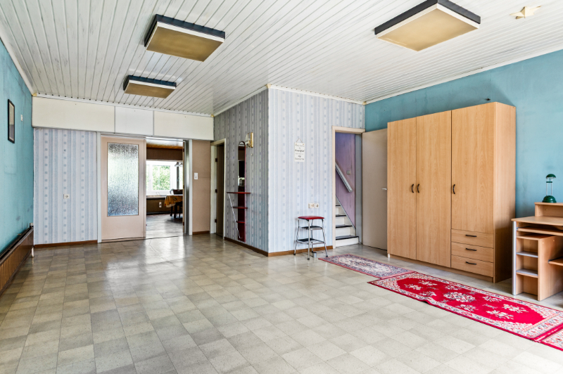 Centraal gelegen te renoveren woning met 4 SLK & mooie tuin - foto 5