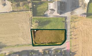 Op een rustige ligging in het landelijke Ingooigem...Deze bouwgrond heeft een oppervlakte van 1124m² op een toplocatie.Dit perceel van 1124m² biedt U...
