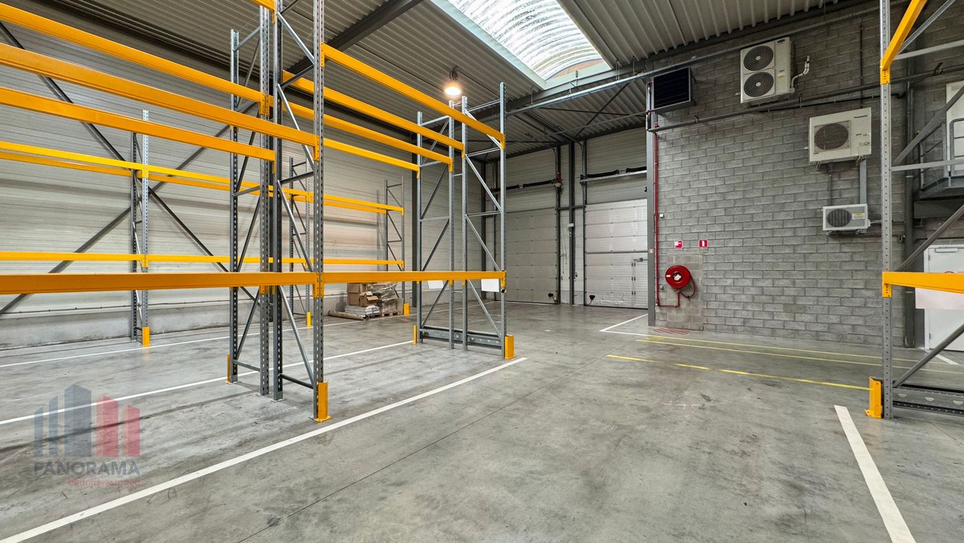 FANTASTISCH GELEGEN BEDRIJFSSITE TE KOOP OP PERCEEL VAN 7.529 m² TE MOLLEM - foto 5