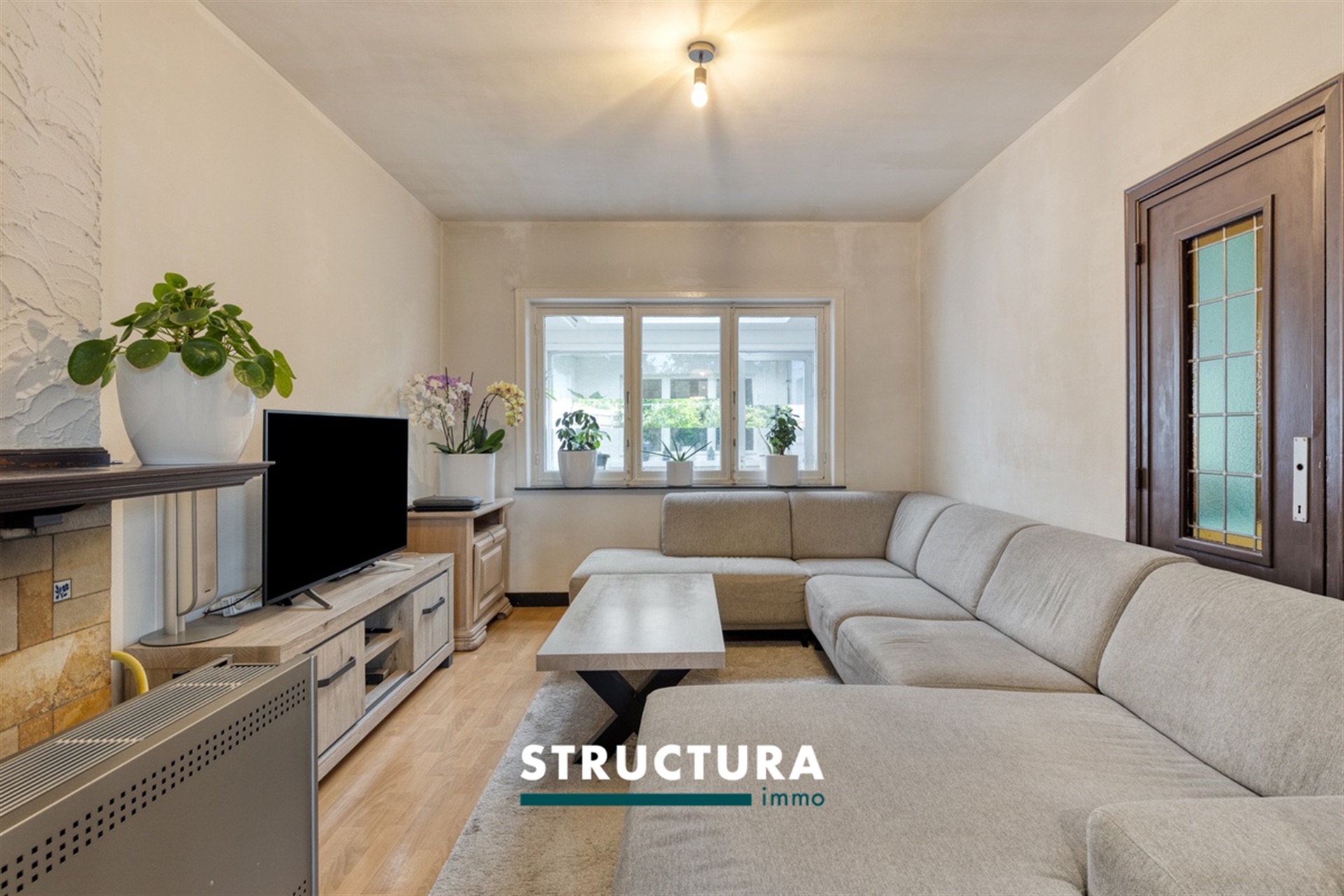 Ruime woning met tuin - foto 4