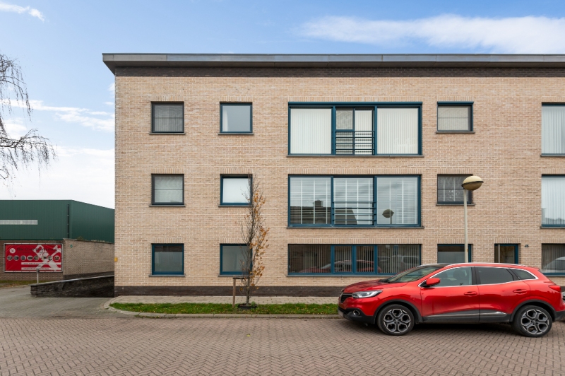 Instapklaar gelijkvloersappartement (75m2) met 2 SLK & autostaanplaats - foto 2