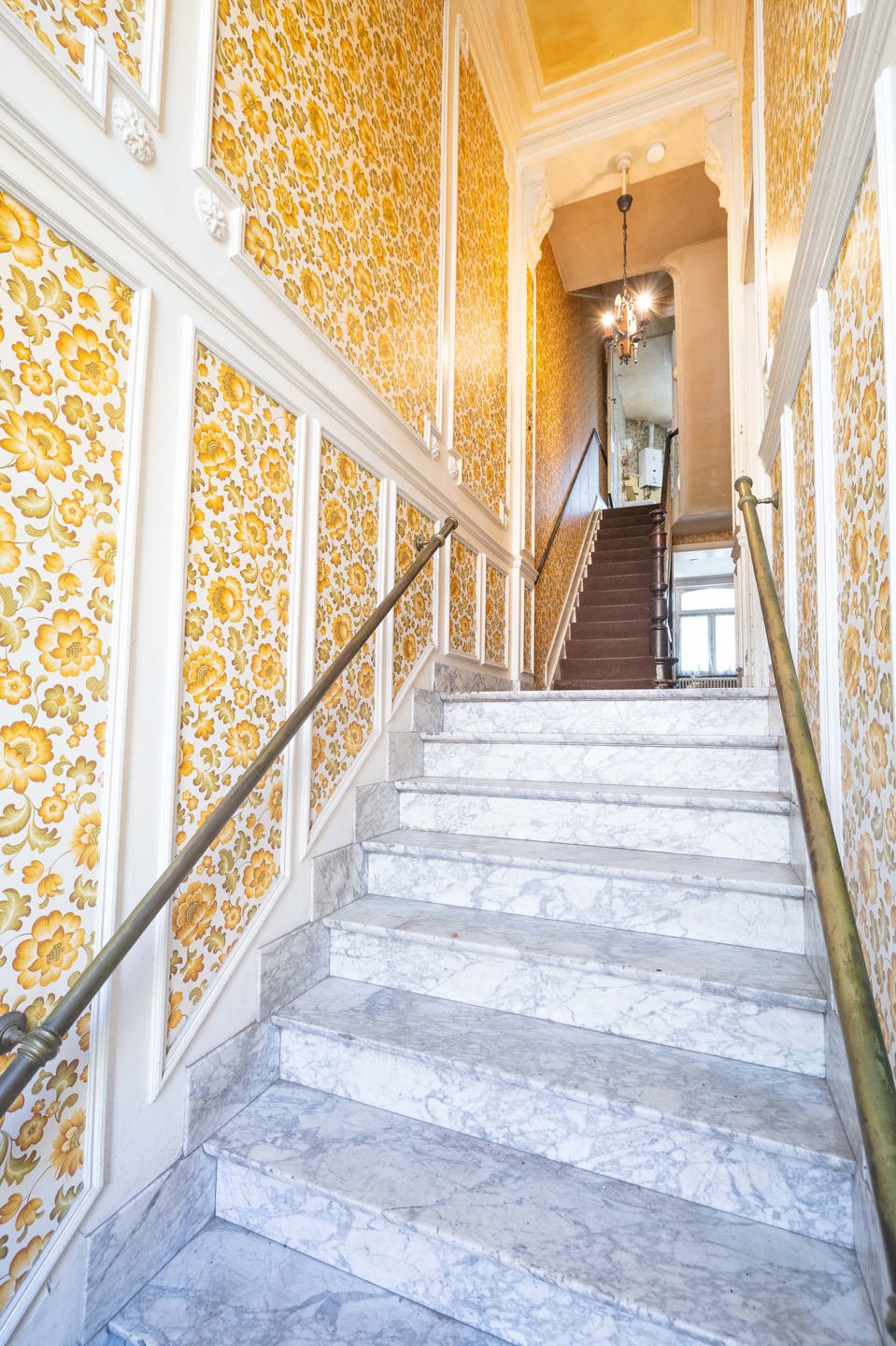 Schaarbeek, woning te renoveren met potentieel - foto 2