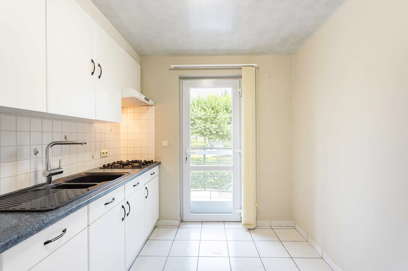 Ruim appartement met EPC A en garagebox in het centrum van Bornem - foto 4