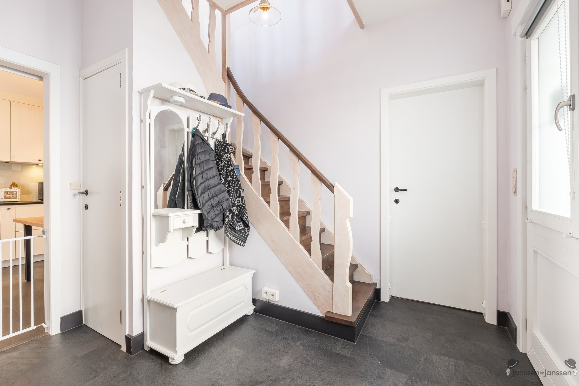 house - photo 4