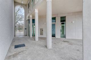 Energiezuinig recent appartement met EPC-label A, tevens voorzien van zonnepanelen op toplocatie in Mechelen, vlak bij het station. Het...
