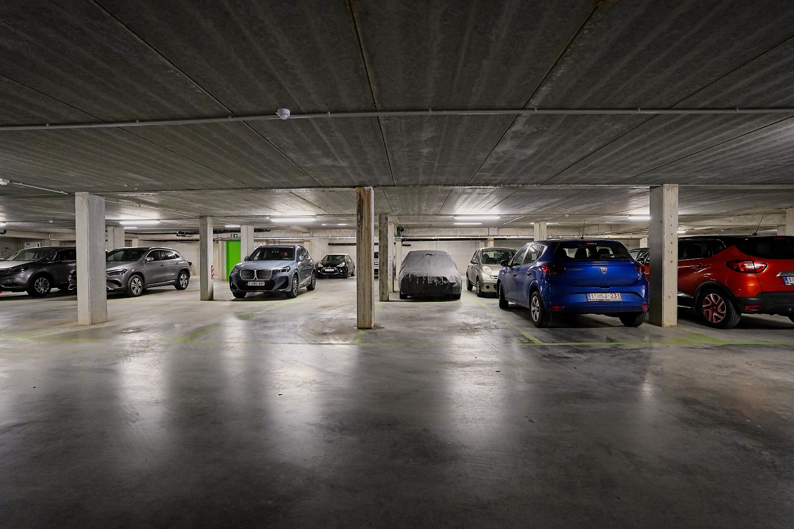 Parkeerplaats in een afgesloten ondergrondse garage te Buggenhout - foto 3