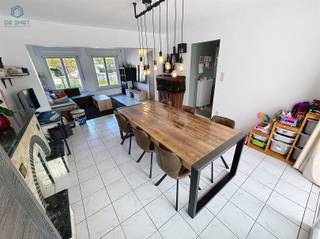 INSTAPKLARE GEZINSWONING MET 3 SLAAPKAMERS, 2 BADKAMERS, TUIN EN GARAGE VLAKBIJ HET CENTRUM VAN GERAARDSBERGENOp zoek naar een ruime en instapklare...