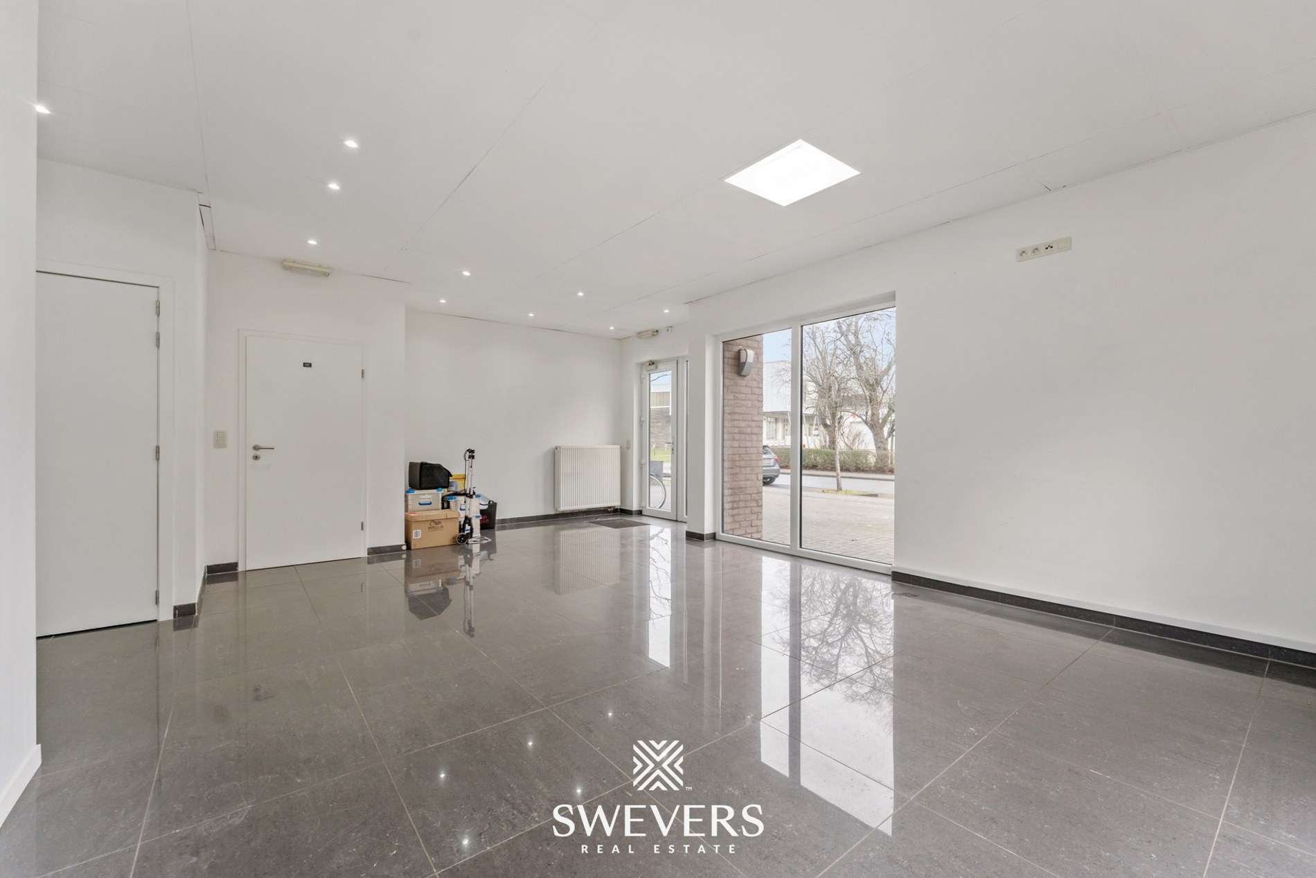 Instapklaar handelspand op toplocatie in Heusden-Zolder - foto 4