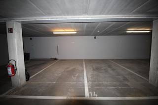 Garage for sale in Stabroek