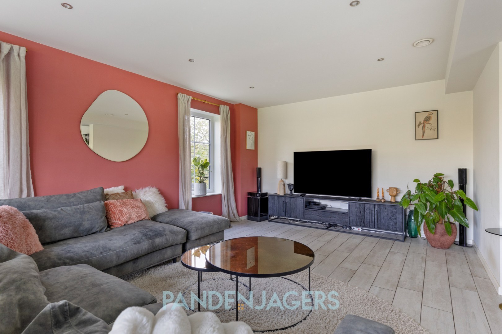 Recente energiezuinige woning met 6 slaapkamers, laadpaal en ruim perceel - foto 5