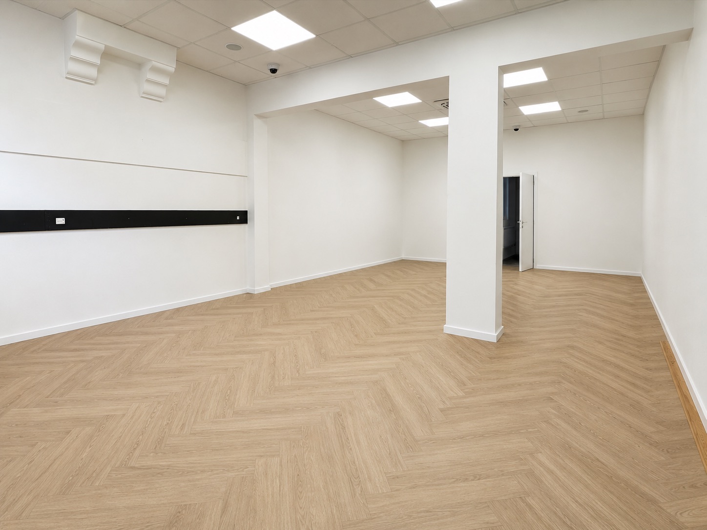 Handelspand in centrum Veurne - foto 3