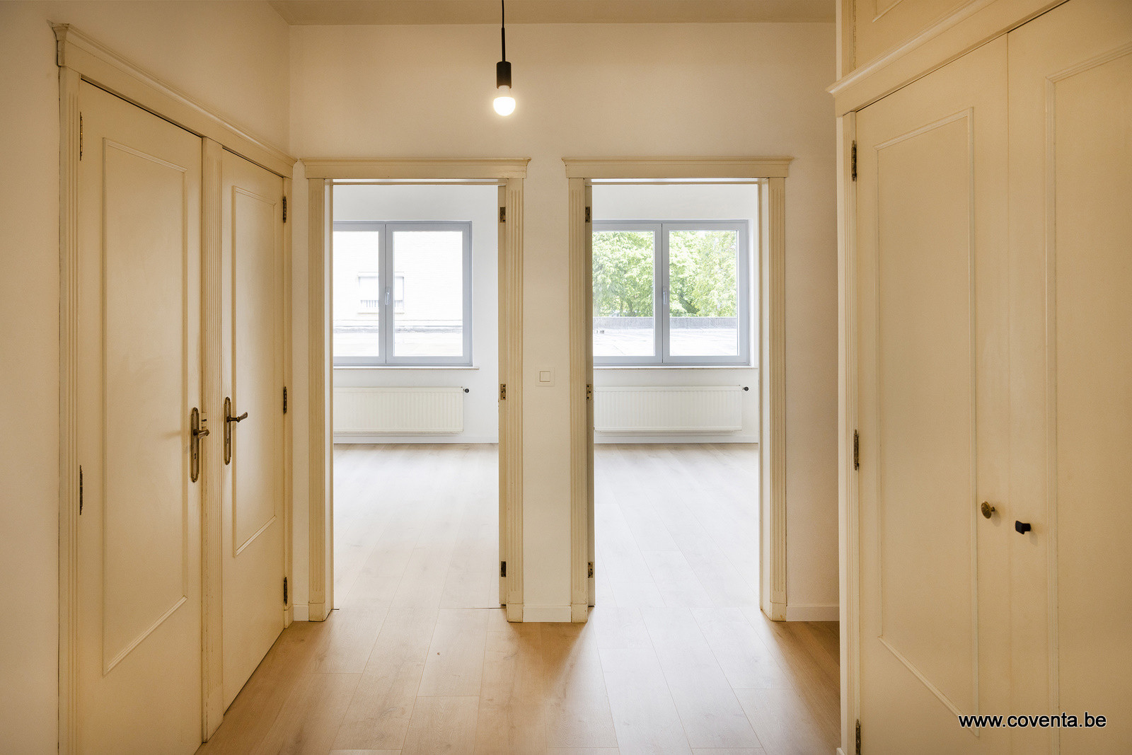 Instapklaar 2-slaapkamer appartement in het centrum van Deerlijk - foto 5