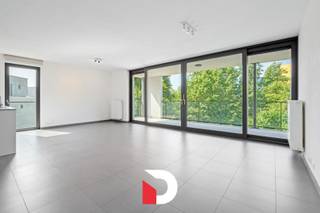 Dit uiterst functioneel appartement maakt deel uit van het succesvolle nieuwbouwproject "Blauwe Reiger", en is gelegen te Brugge nabij de...