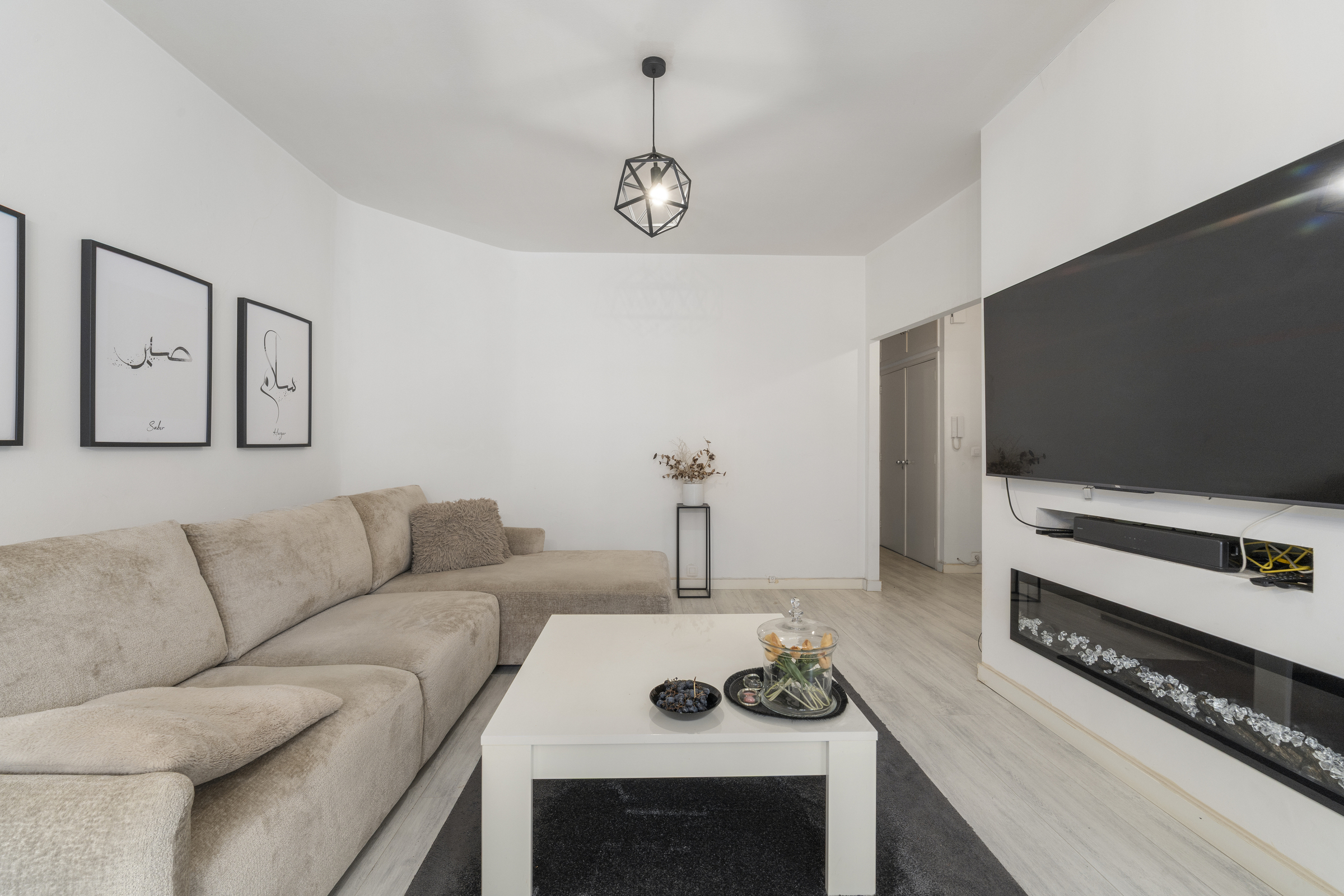 Apartment for sale in Antwerp with 2 bedrooms - photo 2