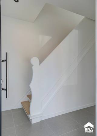 Volledig gerenoveerde woning in Achel op een groene locatie dicht bij de Nederlandse grens.De woning werd in 2025/2026 volledig gerenoveerd, alles is...