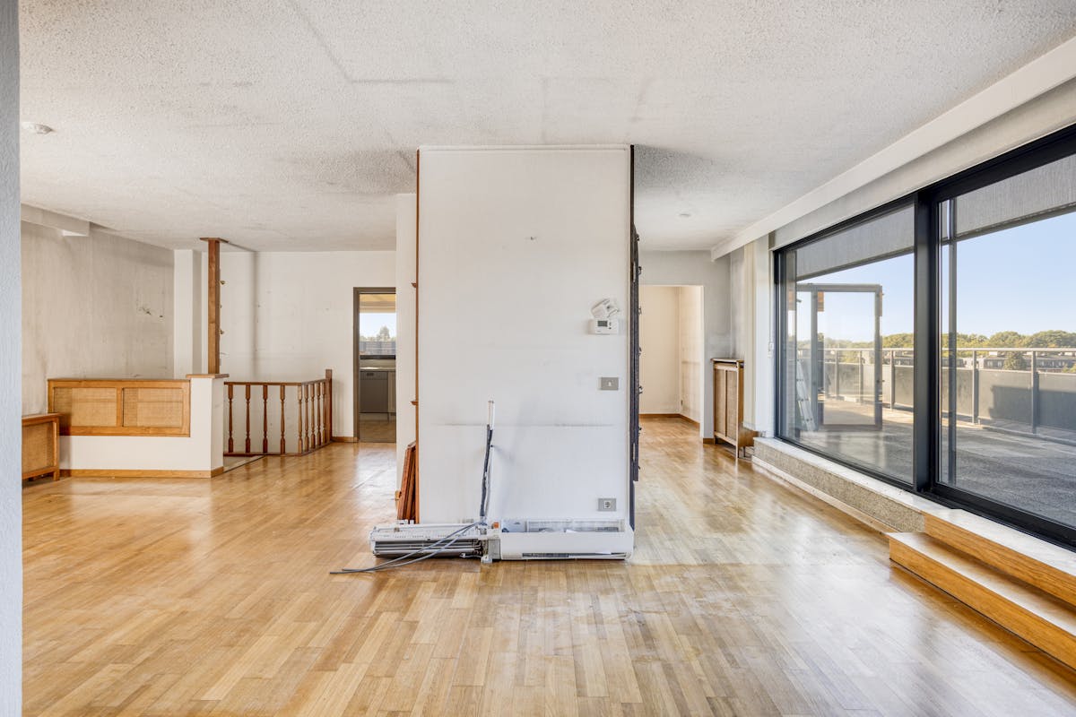 Spacious roof apartment with large terrace for sale in Schoten - photo 4