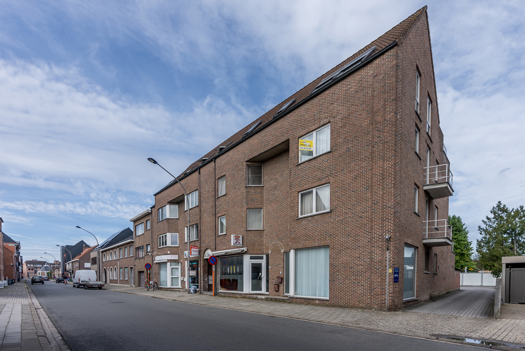 Ruim appartement met 2 slpks en garage! - foto 1