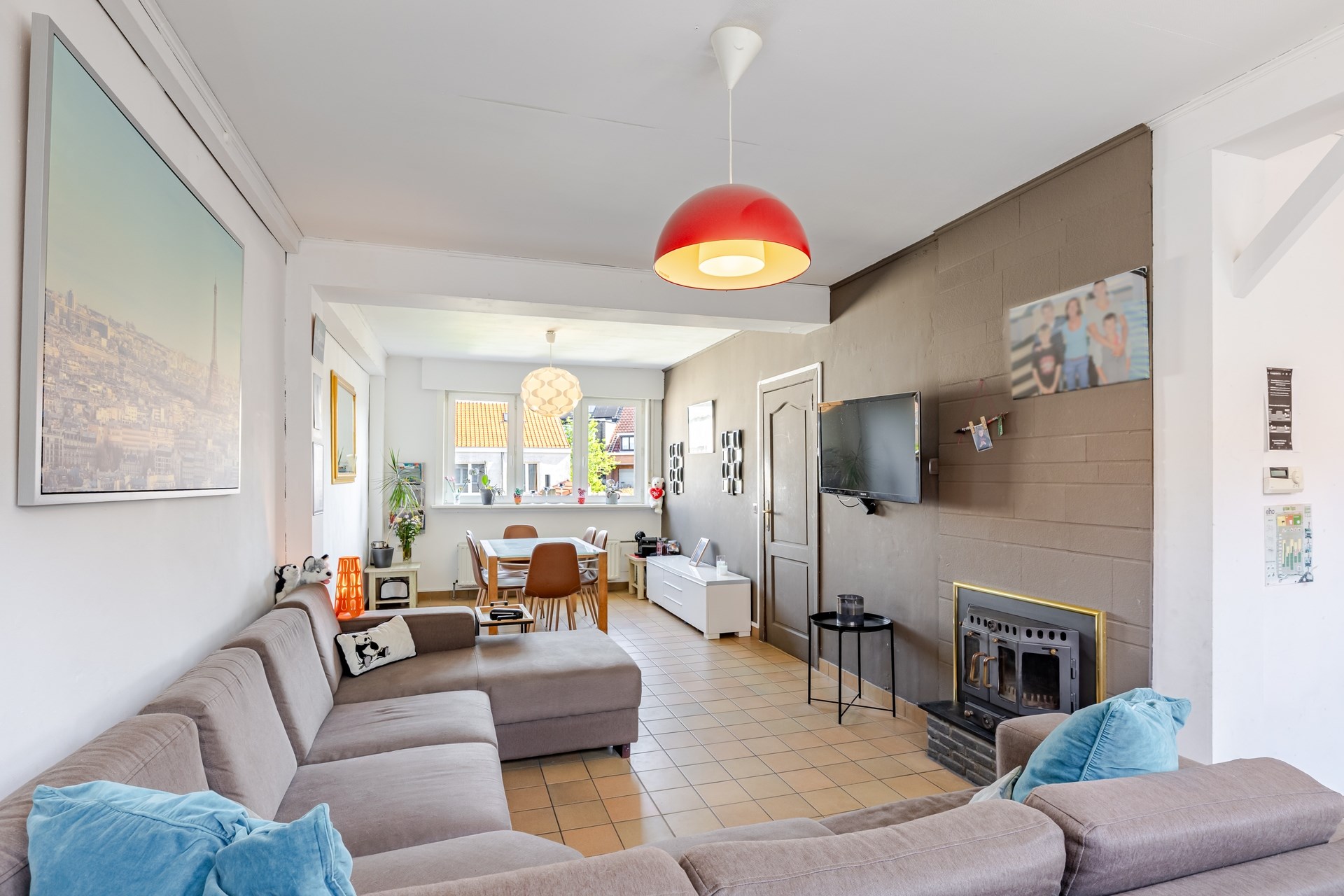 Ruime gezinswoning (225 m²) met 6 slaapkamers, garage en zonnige tuin in Oostende - foto 2