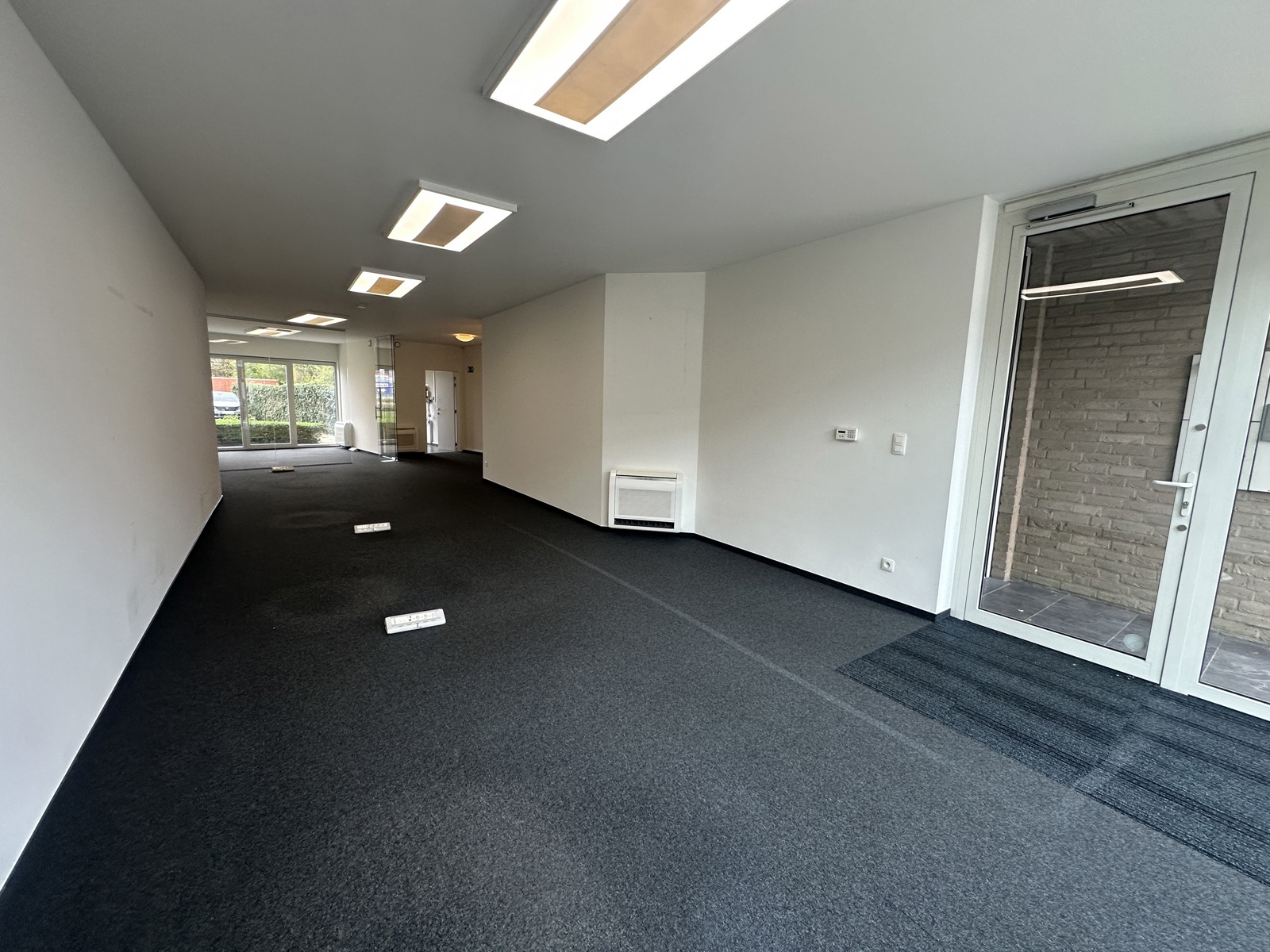 Commercial for rent in Geel - photo 2