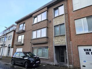 Dit ruime appartement op de eerste verdieping bevindt zich op wandelafstand van het centrum en biedt een aangename combinatie van comfort...