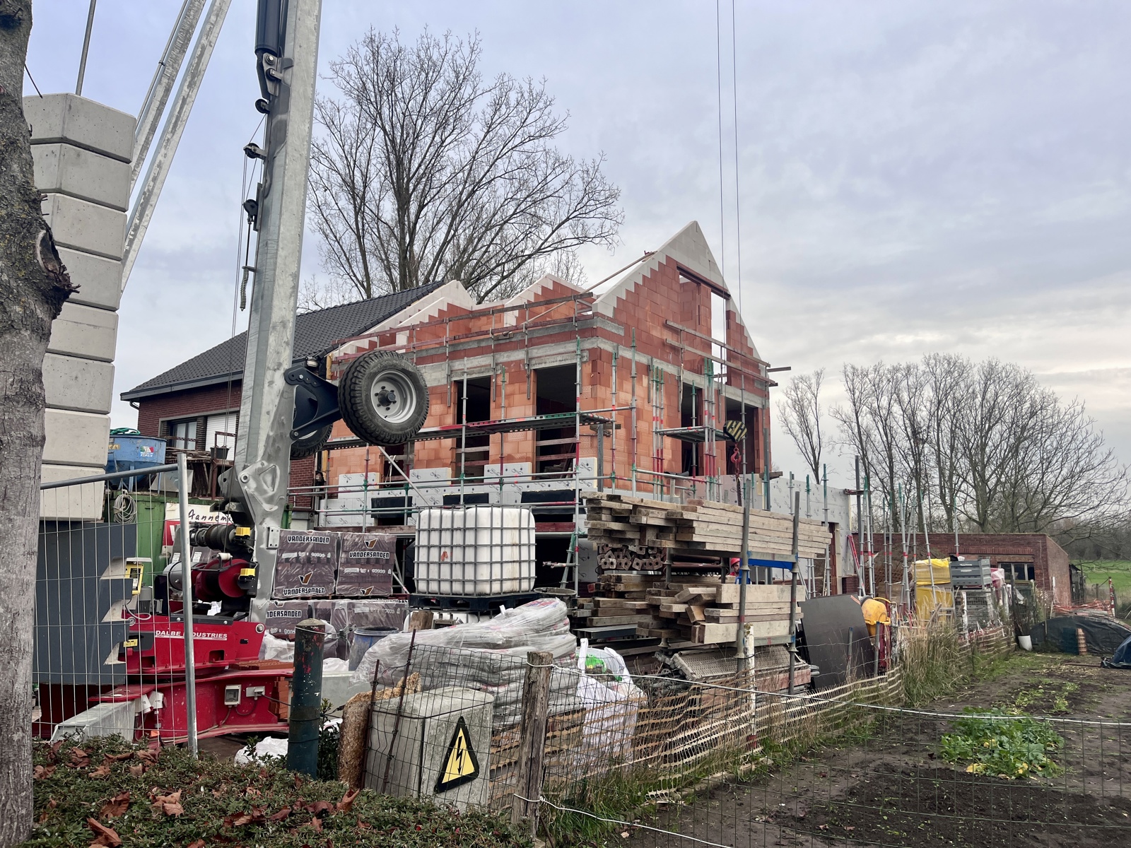 Luxe duplex appartement met 3 slaapkamers WERKEN GESTART - foto 1