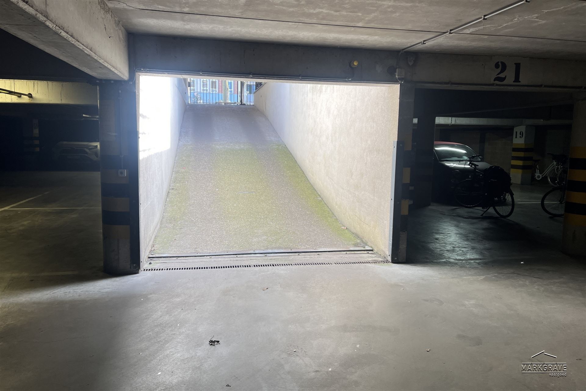 Garage for rent in Antwerp - photo 3