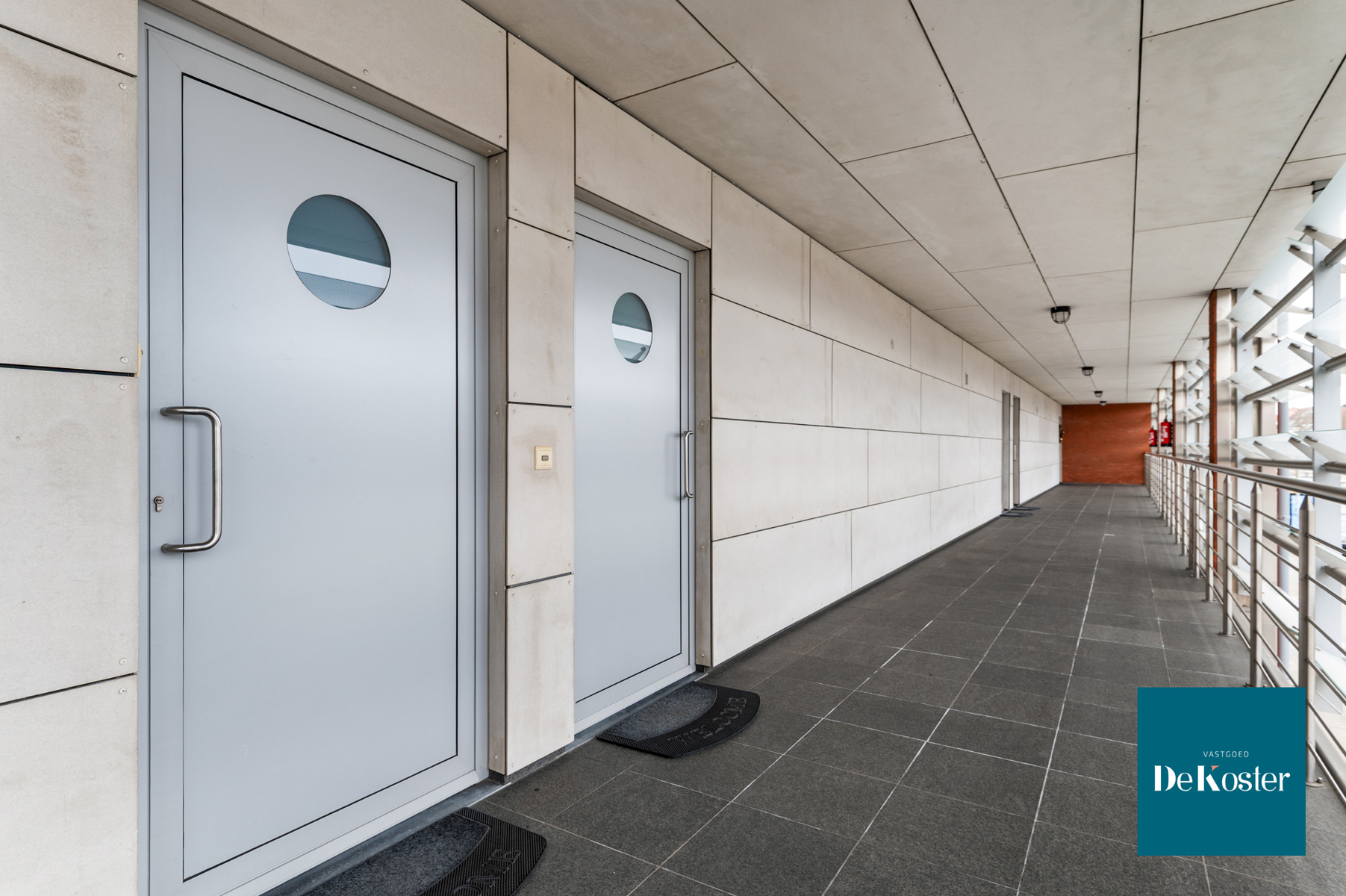 Stijlvol duplexappartement met ruim terras en garage - foto 4