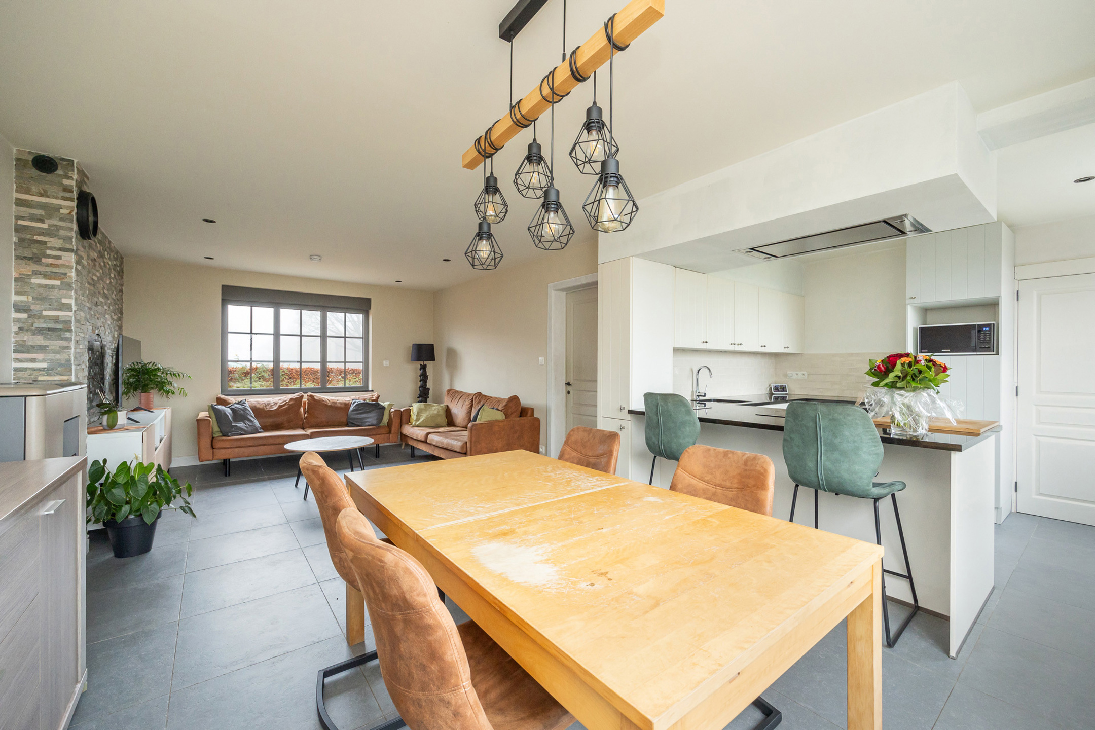 Woning met 3 slpk. Epc 223 kWh/m² (Label C) EK conform! - foto 2