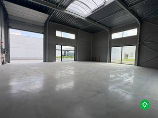 - Nieuwe KMO-units te Ichtegem -In de Industriestraat te Ichtegem transformeert Global Estate Group de voormalige Dupon Biscuits-site – bekend van...