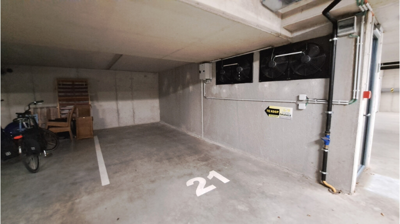 Ondergrondse AUTOSTANDPLAATS te koop in de Witte Molenstraat 17 in Sint-Michiels Brugge - foto 4