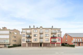 Te koop: instapklaar appartement in Temse, Sint-Amelbergalaan, op een centrale ligging nabij scholen, openbaar vervoer, park en ziekenhuis.Dit...