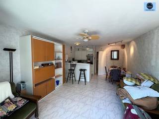 ZEER GOED GELEGEN STUDIO TE OOSTENDEVraagprijs : 127.500 euro. Zeer goed gelegen studio op +- 100m van de zeedijk.Studio van +- 36 m² met een mooi...