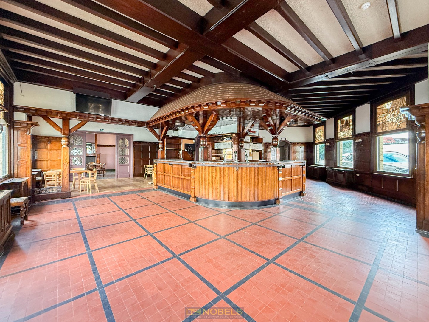 Te koop, commerciële eigendom op toplocatie aan het station van Oudenaarde - foto 4