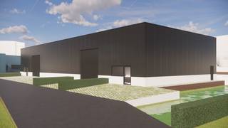 Op zoek naar een kwalitatief magazijn te huur in Roeselare? Deze nieuwbouwloods aan de Rolariusweg biedt hoogwaardig bedrijfsvastgoed op een uitstekende locatie. Het magazijn te huur bevindt zich in een dynamische omgeving en is beschikbaar vanaf 1 november.<br /><br />Het pand heeft een uitstekende bereikbaarheid in Roeselare. Gelegen in de Rolariusweg, een zijstraat van de bekende Brugsesteenweg nabij het Mammoet Center, heeft u een vlotte verbinding naar de belangrijkste invalswegen en de E403.<br /><br />Indeling en specificaties<br />- Oppervlakte: ca. 558 m²<br /><br />- Omvat 5 privatieve parkeerplaatsen<br /><br />- Nieuwbouw <br /><br />- 2 automatische sectionale poorten<br /><br />- Aansluiting op regenwater en stadswater <br /><br />- Sanitair kan voorzien worden<br /><br />- Optioneel: bijhuren van ca. 65 m² verharde buitenruimte<br /><br />Troeven van dit pand<br /><br />- Uitstekende ligging nabij commerciële as in Roeselare<br /><br />- Praktische toegankelijkheid dankzij 2 poorten<br /><br />- Voldoende parkeergelegenheid vlak voor de deur<br /><br />Dit nieuwbouw magazijn te huur combineert een strategische ligging in Roeselare met moderne faciliteiten.<br /><br />Bent u op zoek naar bedrijfsvastgoed bestaande uit een magazijn te huur in Roeselare? Contacteer ons voor meer informatie of een bezoek ter plaatse op het nummer 051 21 22 23<br /><br />Bestuursmaatregelen in het maatregelenregister: nee