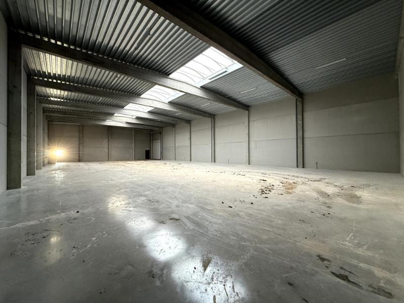 Nieuwbouw KMO-unit 715 m² op topligging in Evergem - foto 3