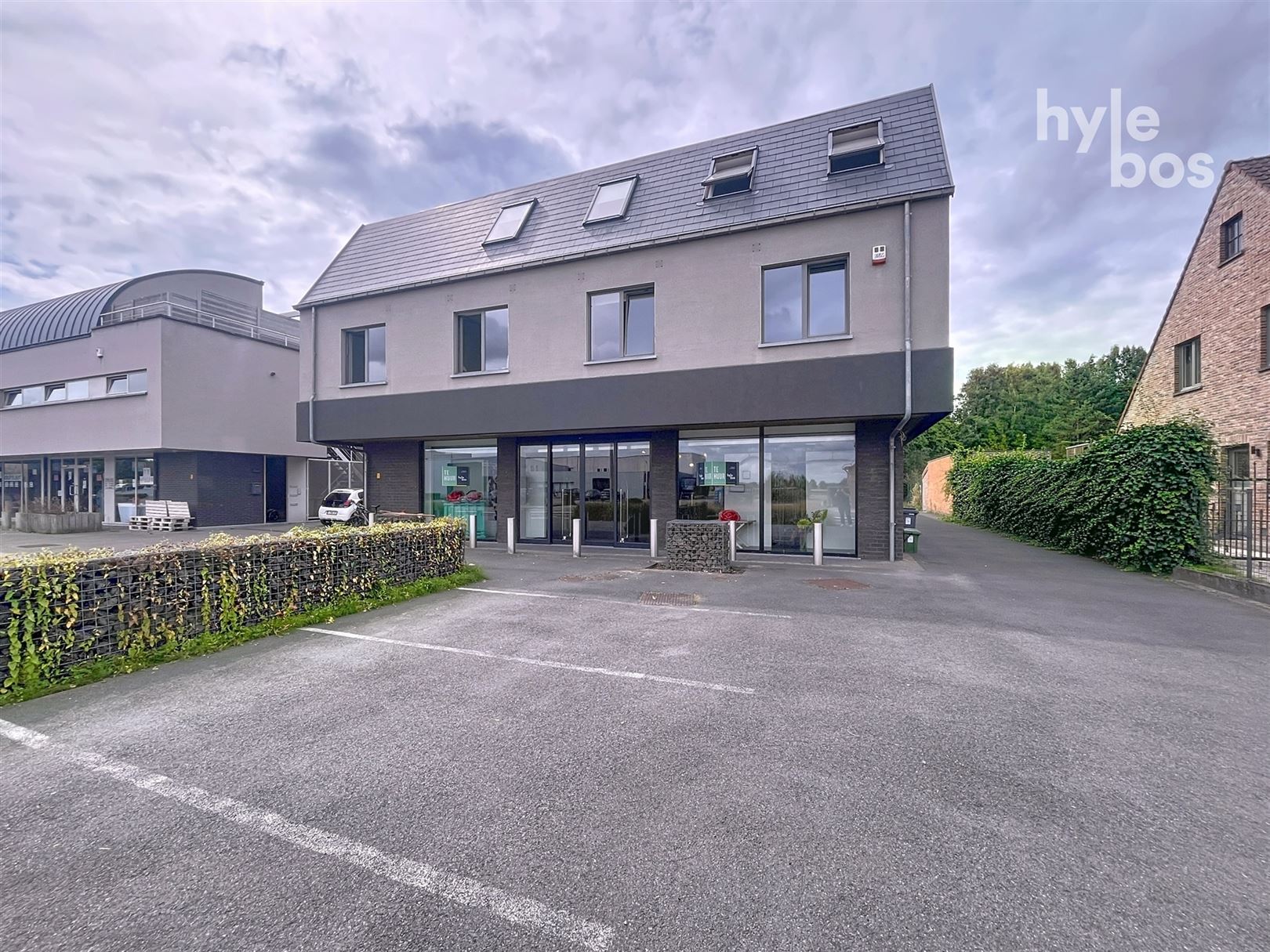 Commercieel pand - UNIEKE PRIJS - foto 1