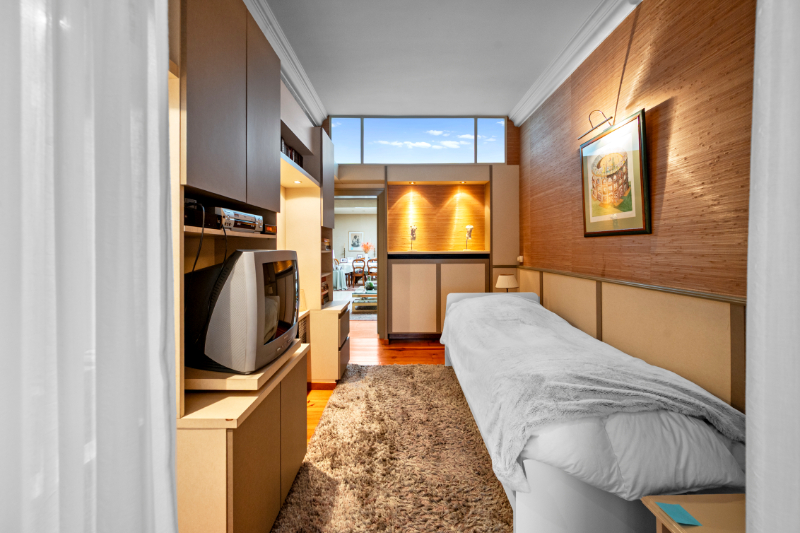 UITZONDERLIJKE RUIME SPECIALE EIGENDOM ( DEEL LOFT STIJL ) 3 LEEFRUIMTES - 4 SLAAPKAMERS - foto 5