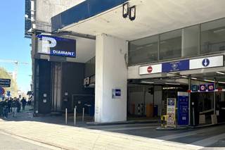 Parkeer je geld slim: 6 staanplaatsen als investeringVandaag nemen we je mee naar Parking Diamant – pal in het hart van 't Stad, op een boogscheut...