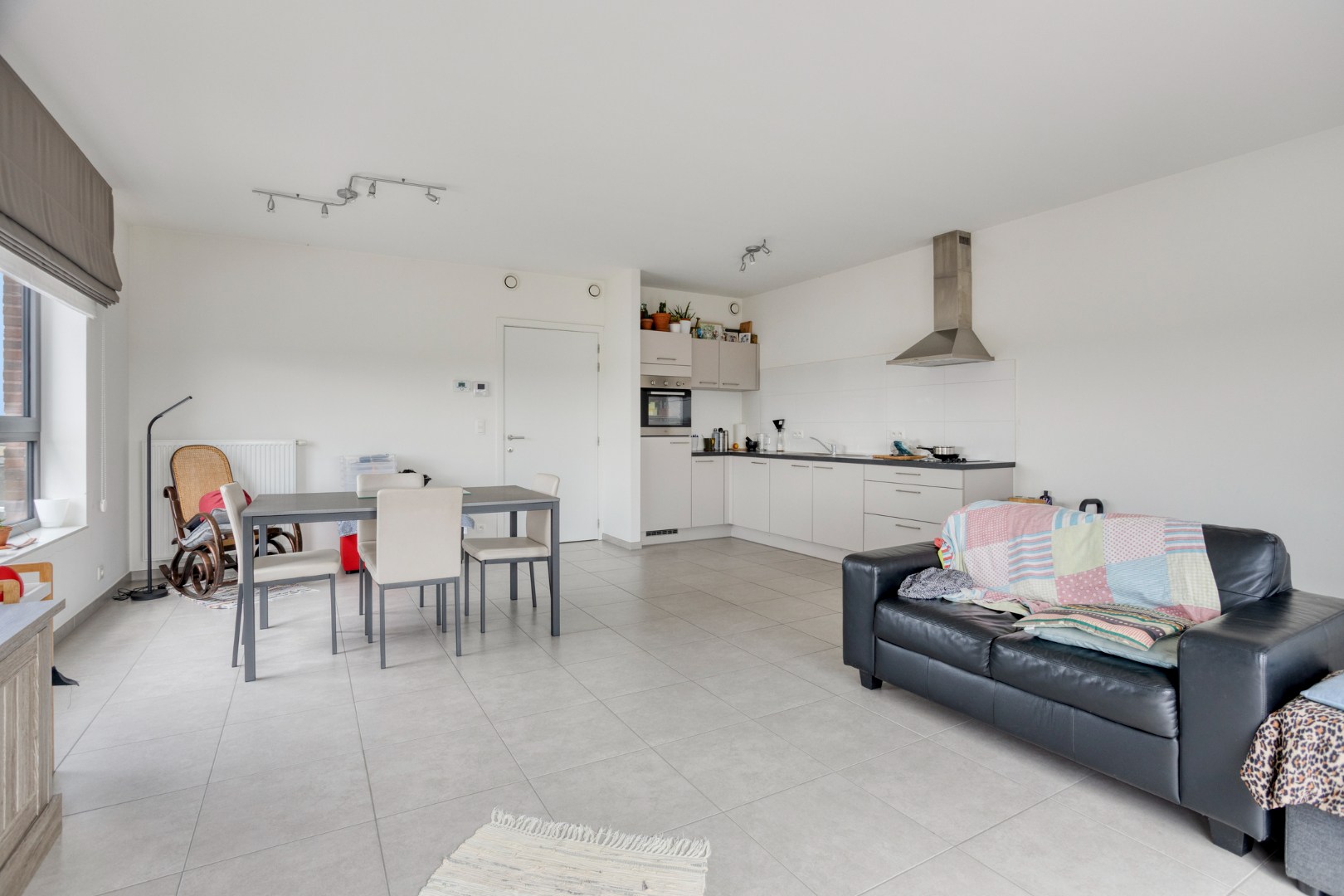 Modern energiezuinig appartement (EPC A) met ruime zonneterras - stadsrand Tongeren - foto 4