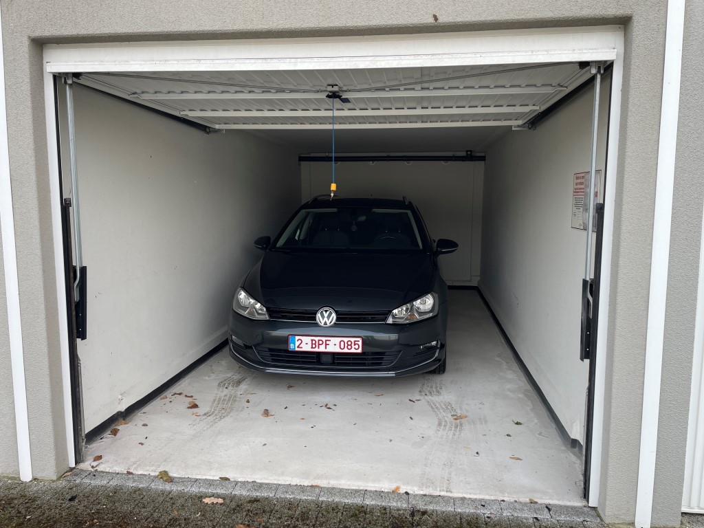 RECENTE garagebox in verzorgd complex, vlotte bereikbaarheid - foto 2