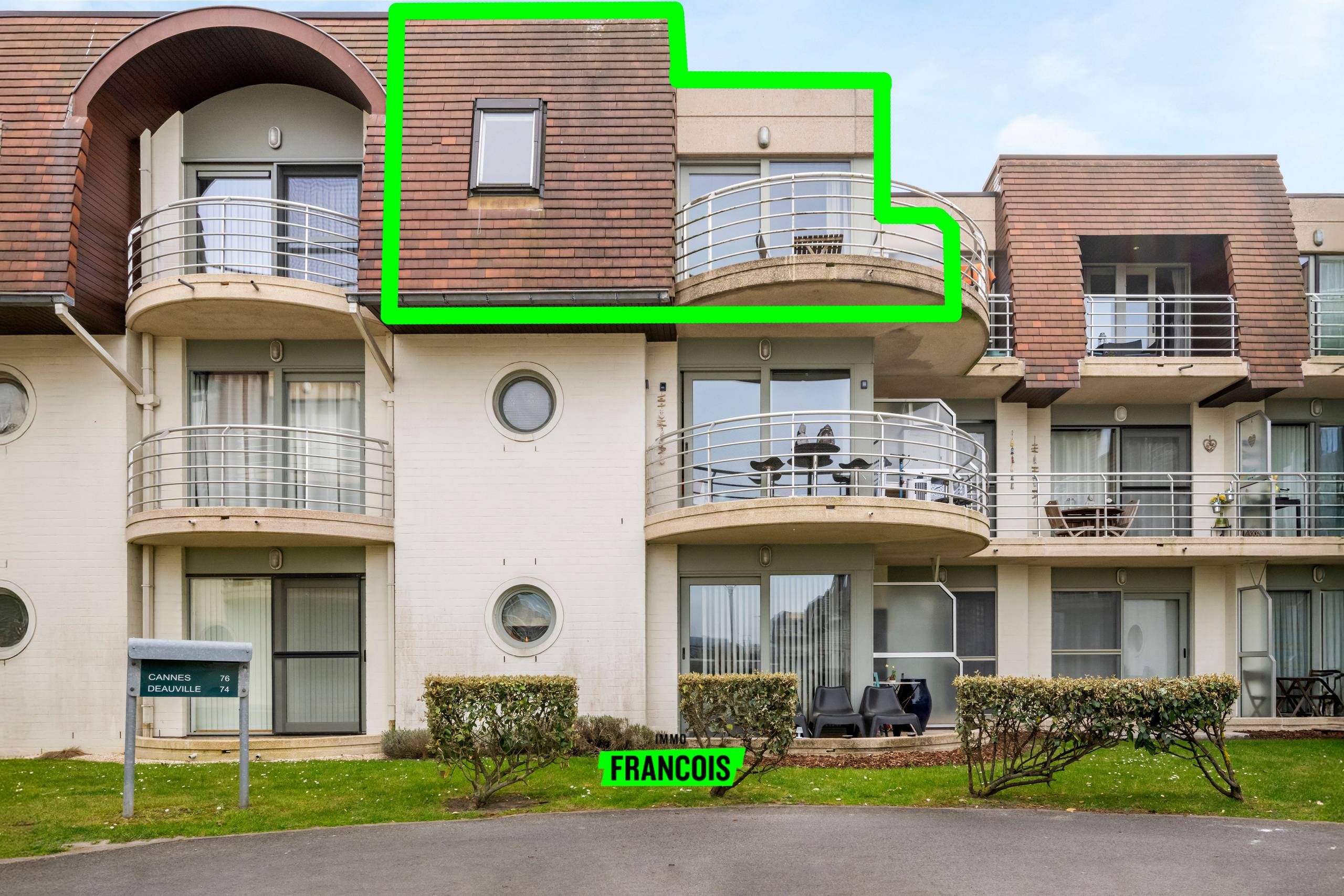 Apartment for sale in Bredene with 1 bedroom - photo 2