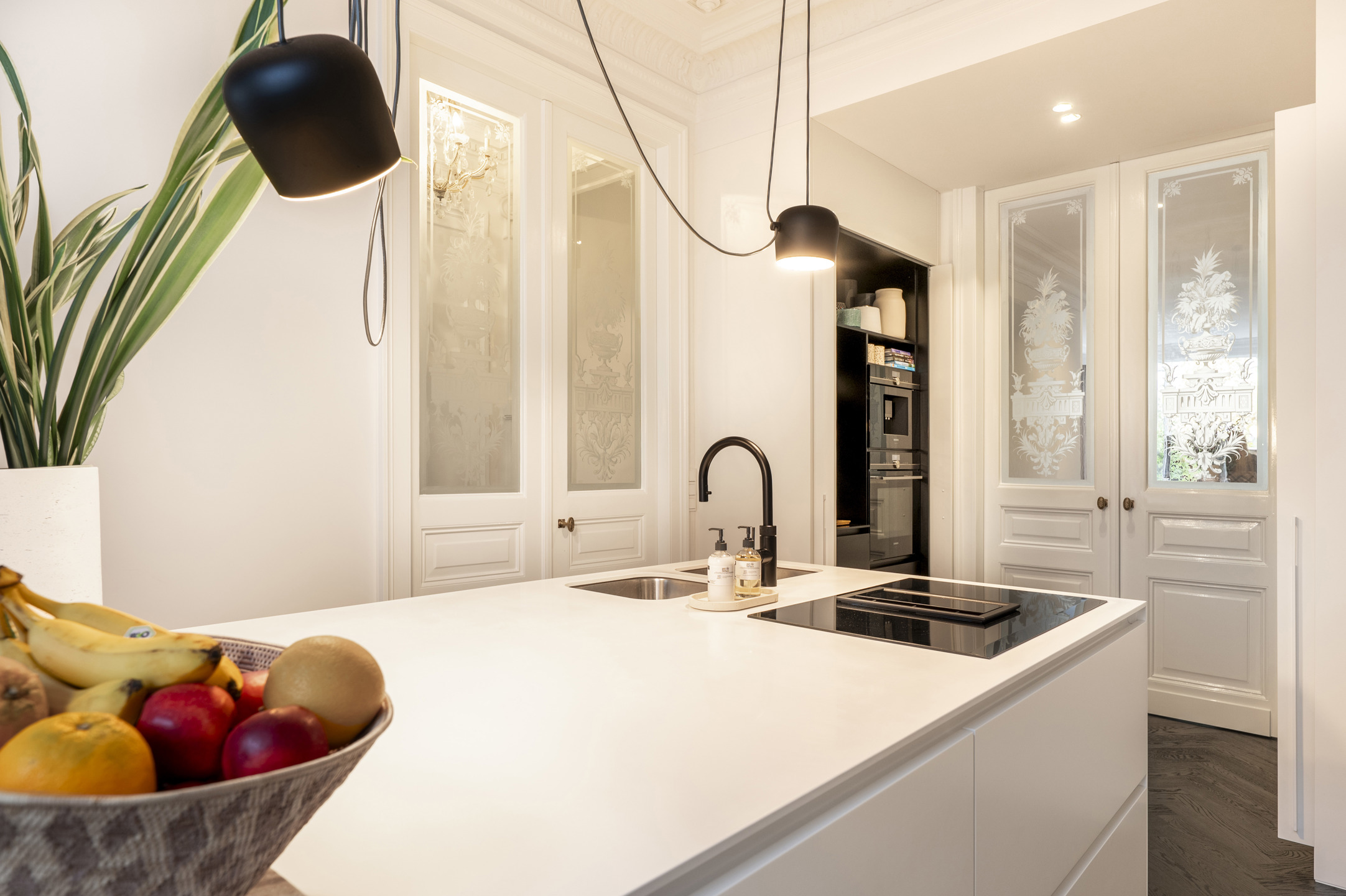 Prachtig gerenoveerd herenhuis met tuin! - foto 4